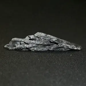 Black kyanite